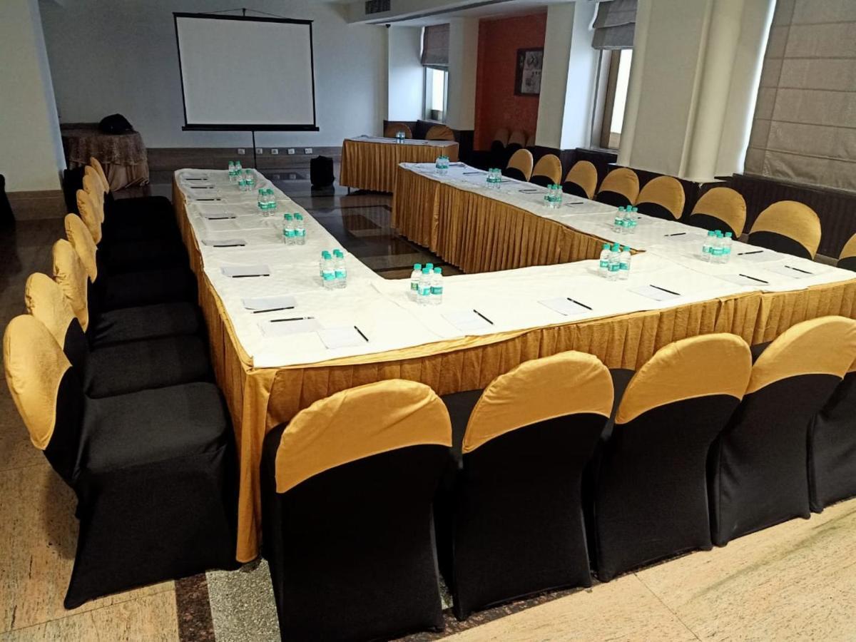 Comfort Inn Tulip Heights Бхатинда Экстерьер фото