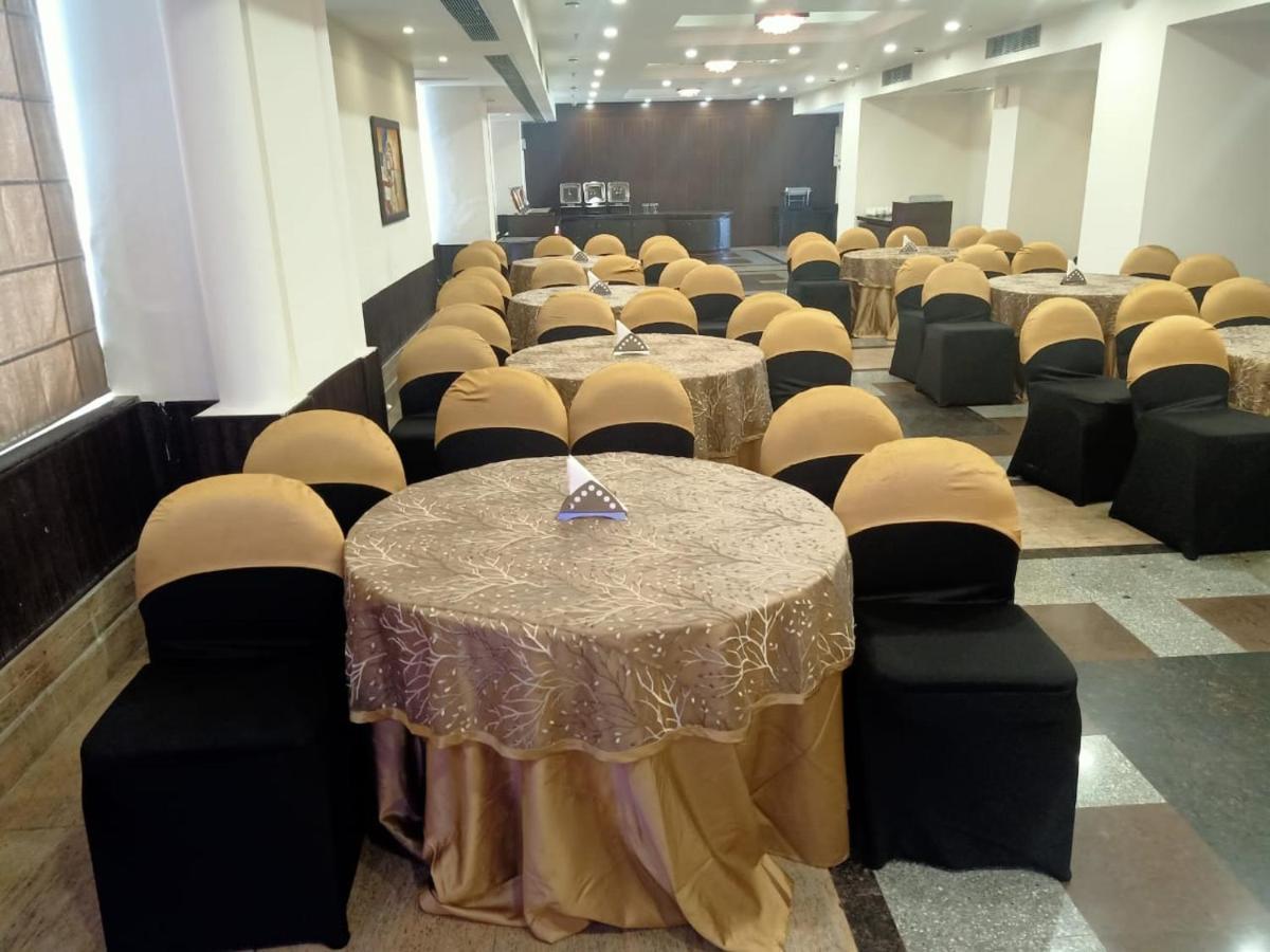 Comfort Inn Tulip Heights Бхатинда Экстерьер фото