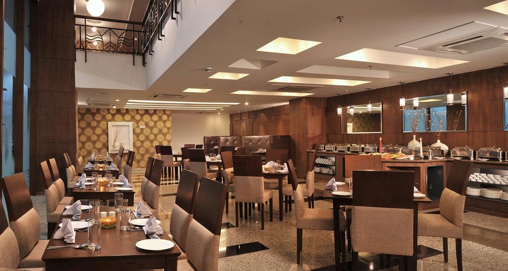 Comfort Inn Tulip Heights Бхатинда Экстерьер фото