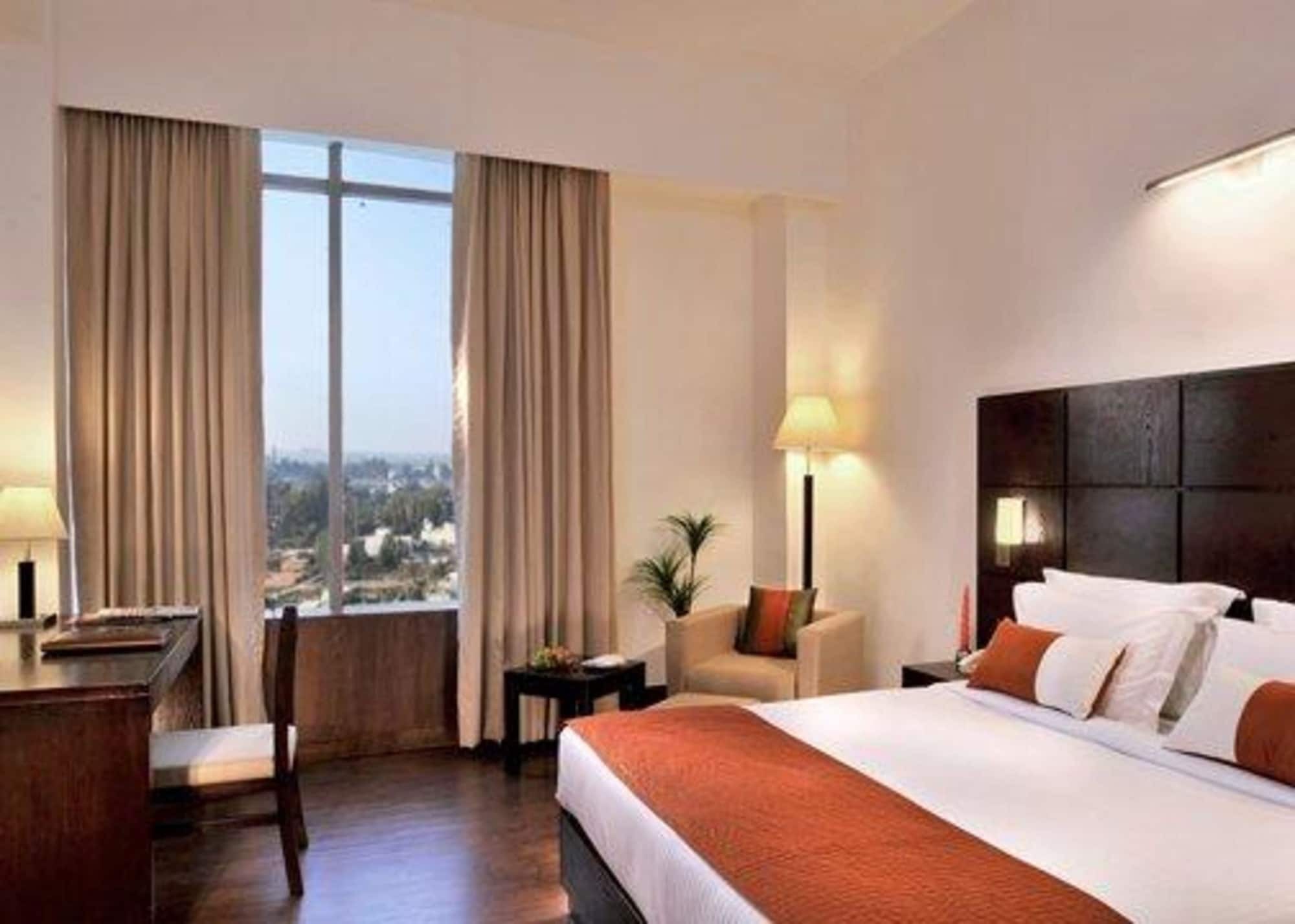 Comfort Inn Tulip Heights Бхатинда Номер фото